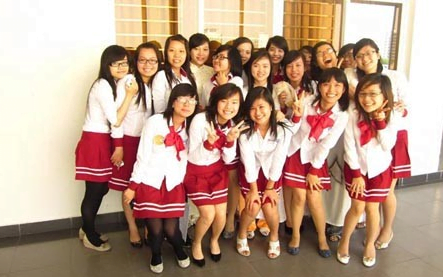 Đồng phục Đại học Duy Tân