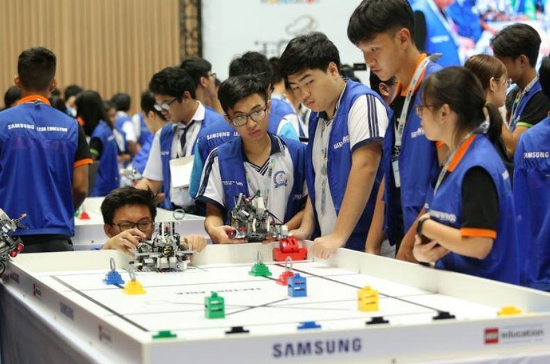 Stem ở Việt Nam bắt nguồn từ những cuộc thi Robot