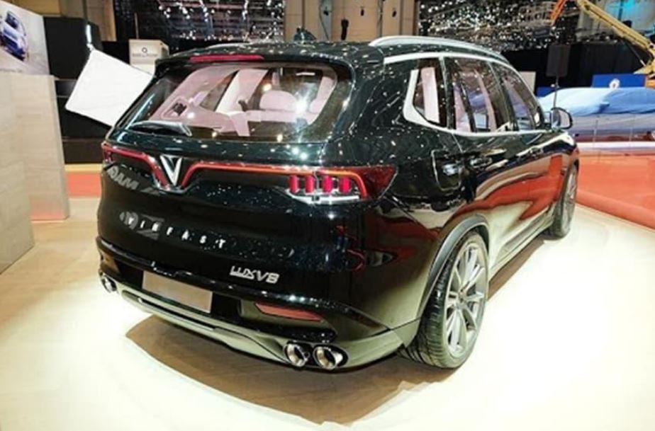 Đánh giá xe Vinfast Lux V8 2020 về thiết kế đuôi xe